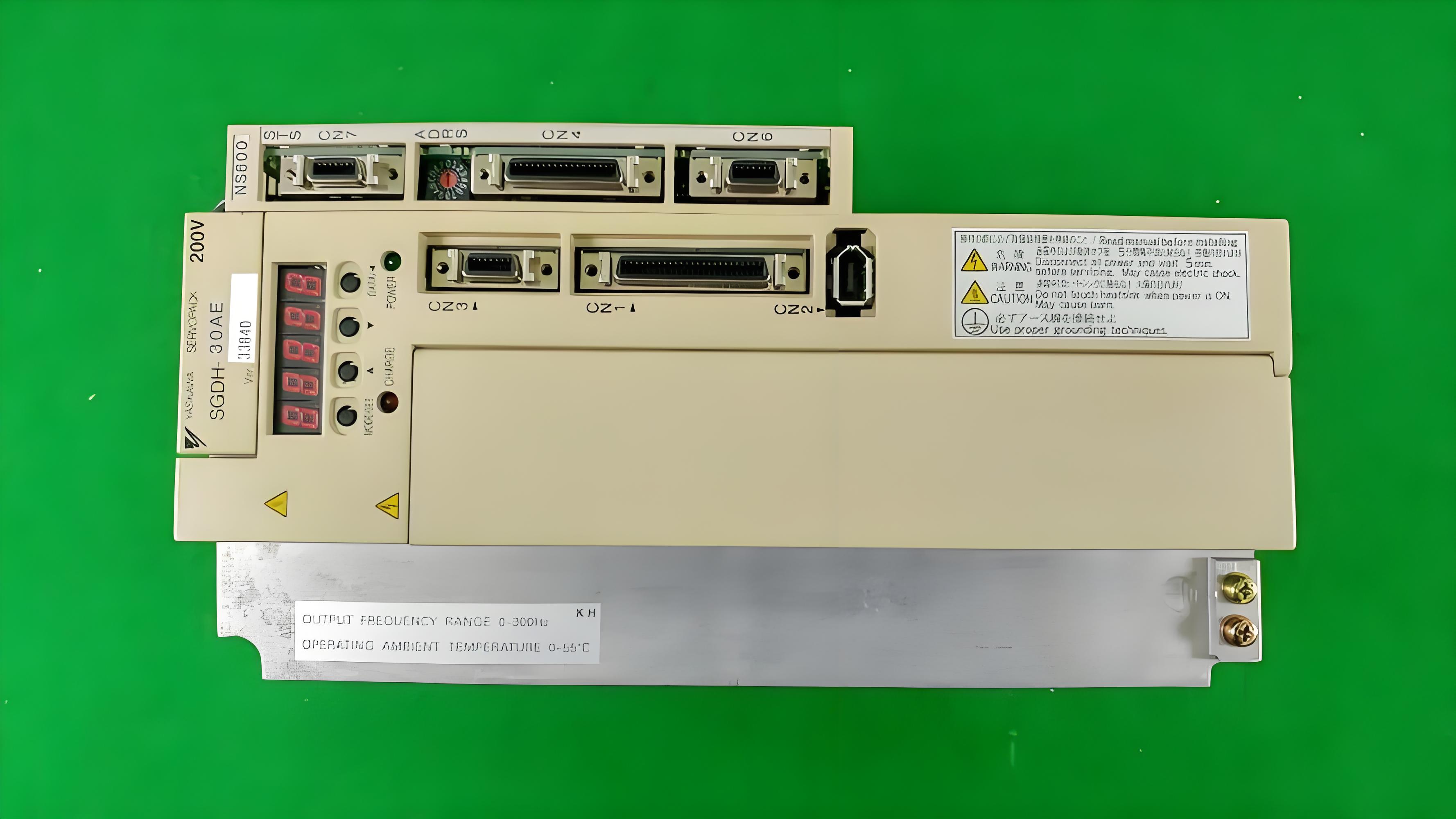 安川驅(qū)動(dòng)器維修.jpg 安川驅(qū)動(dòng)器維修.jpg
